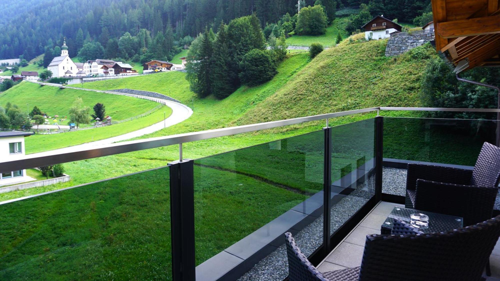 Hotel Alpenkoenigin - Sommer Silvretta Premium Card Inklusive See Exteriér fotografie